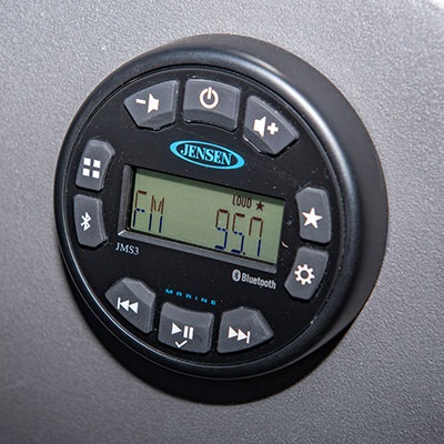 Optional 160-watt AM/FM/Bluetooth Jensen Stereo with integrated auxiliary input (1/8'') in console