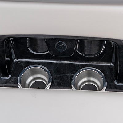 Porte-verres et prises USB